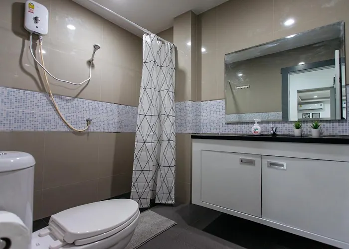 P3 Silom Large 2beds Full Kitchen Wifi 4-6pax * Bangkok